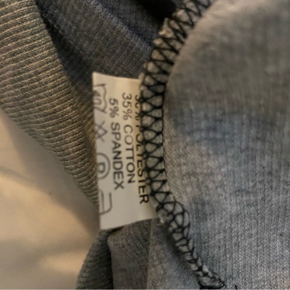 Split colour top - Grey n Black - Picture 4 of 5